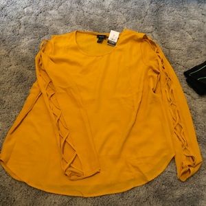 New with tags mustard/yellow top